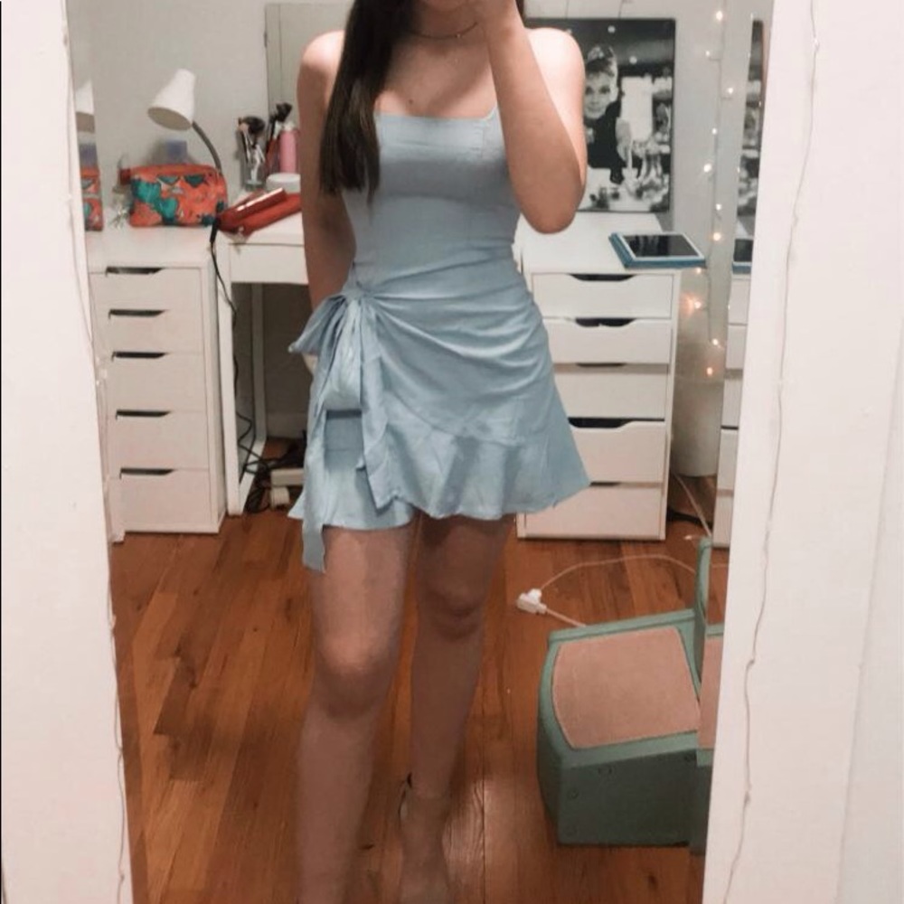 princess polly baby blue dress